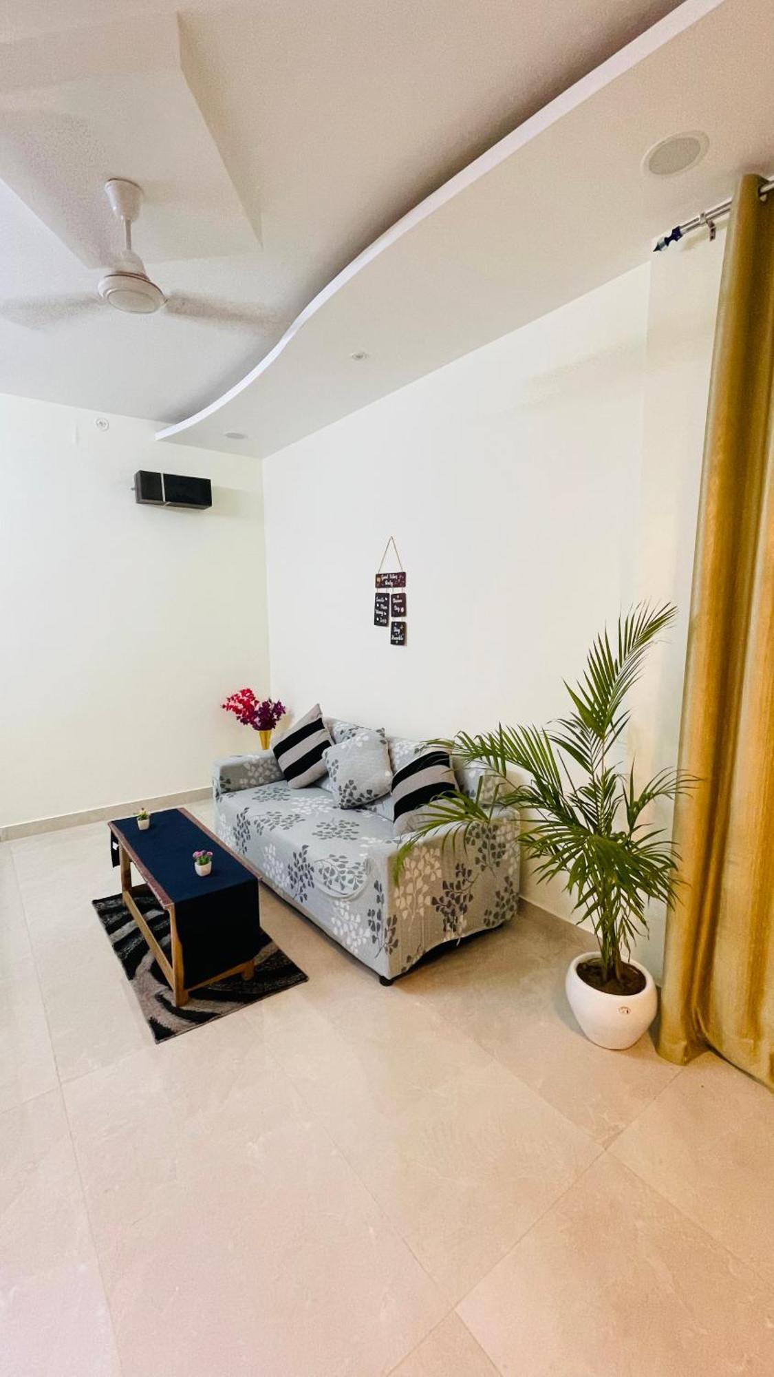 Atulyam Stays Sushant Golf City ลัคเนา ภายนอก รูปภาพ