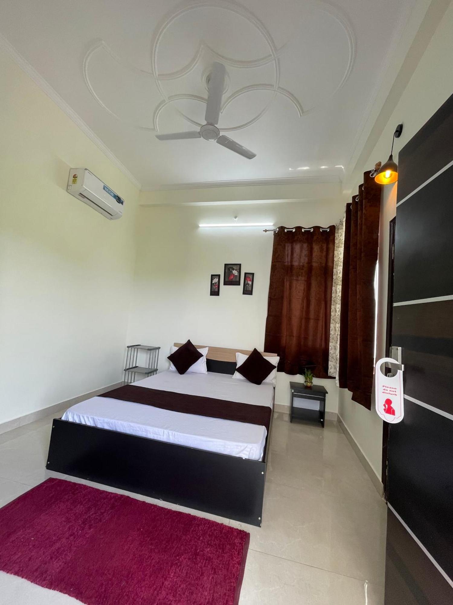 Atulyam Stays Sushant Golf City ลัคเนา ภายนอก รูปภาพ