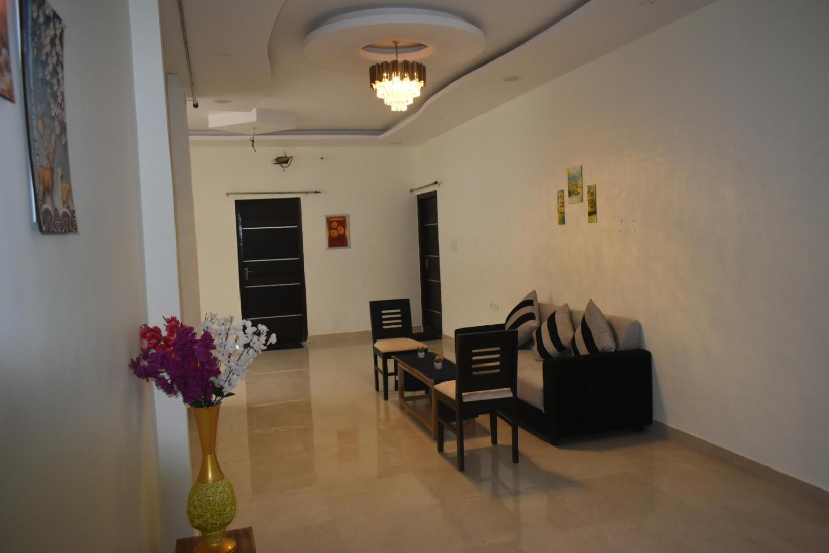 Atulyam Stays Sushant Golf City ลัคเนา ภายนอก รูปภาพ